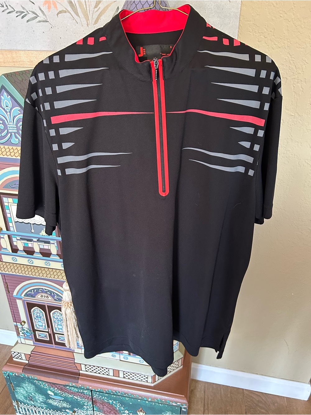 J by Jamie Sadock Men's Black Cycling Shirt with Gray and Red Accents